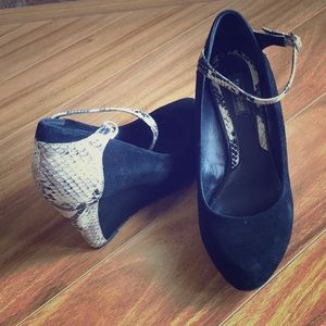 White House Black Market wedge pumps